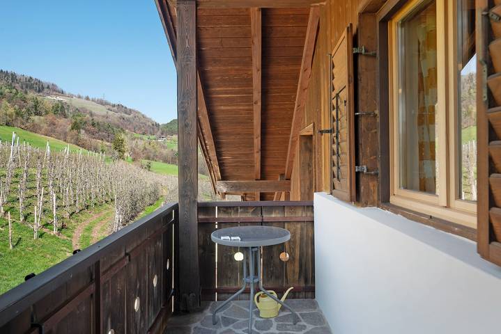 Ferienwohnung für 4 Personen, mit Balkon und Garten in Eppan an der Weinstraße