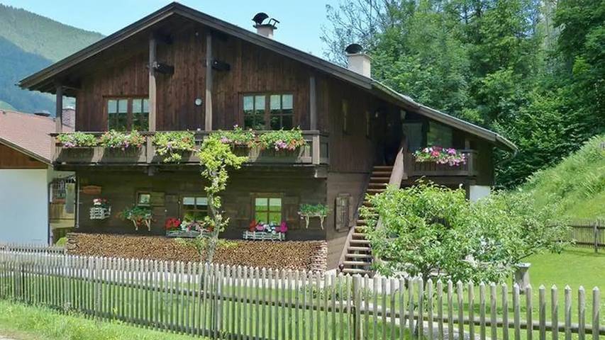 Gîte pour 3 personnes, avec balcon à Oberammergau