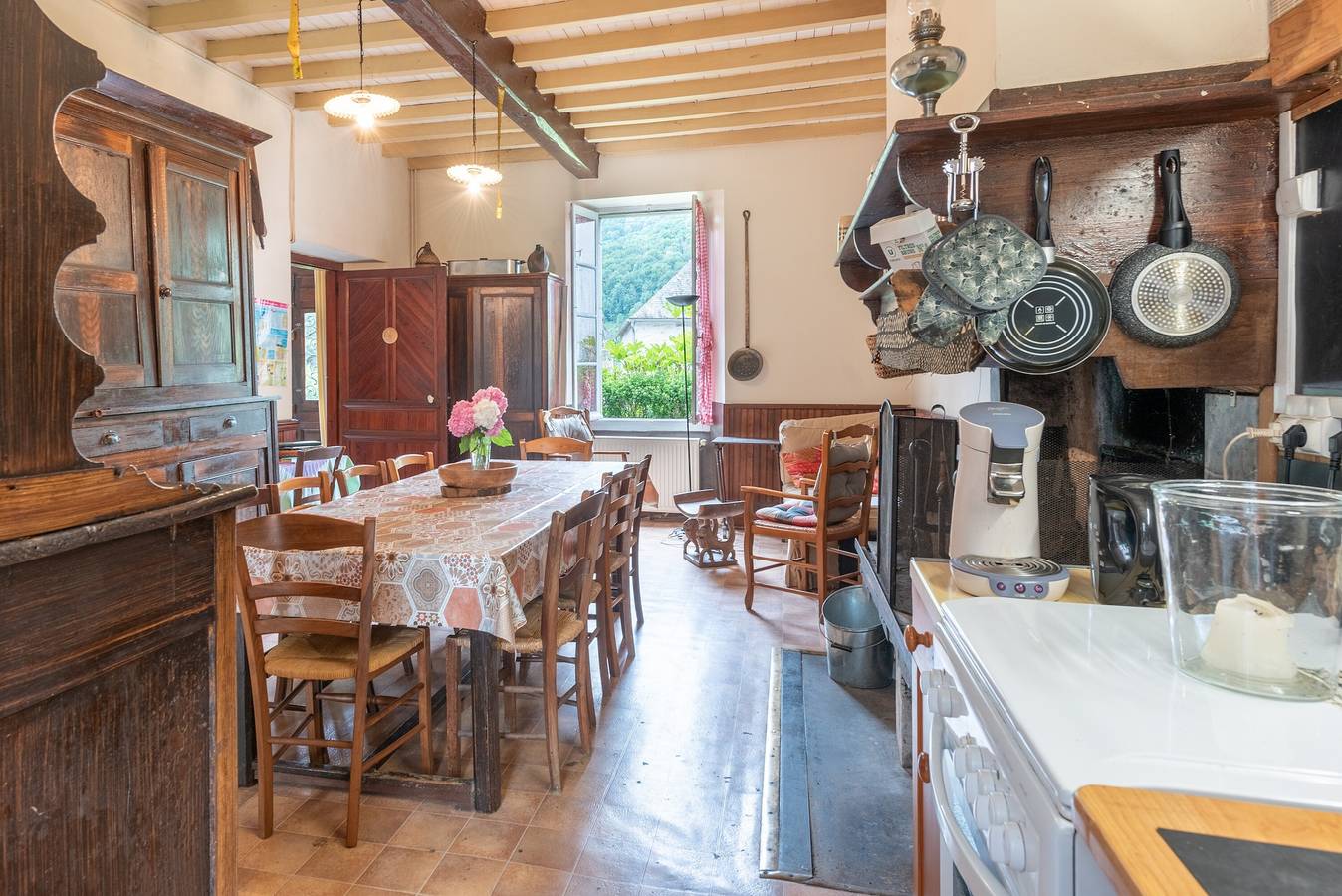 La serre, grande maison dans un grand jardin. in Laborde (Hautes-Pyrénées), Hautes-Pyrénées