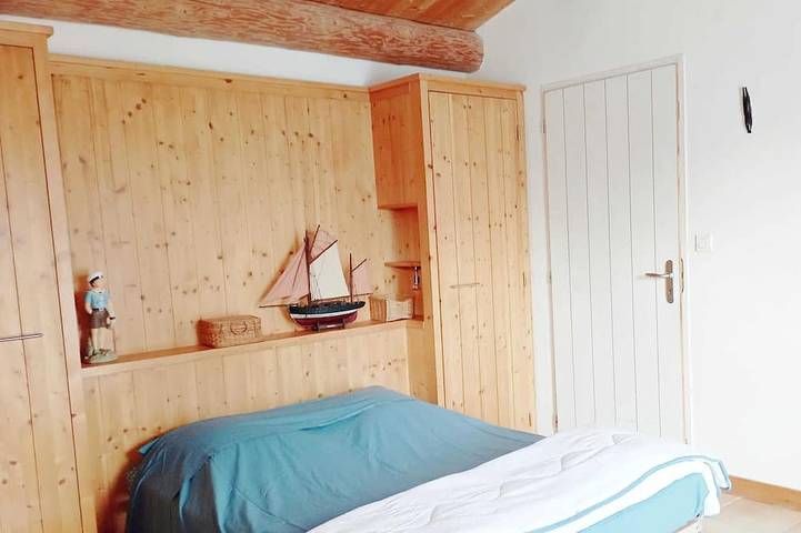 Gîte pour 4 personnes, avec piscine et jardin à La Jarrie - 3