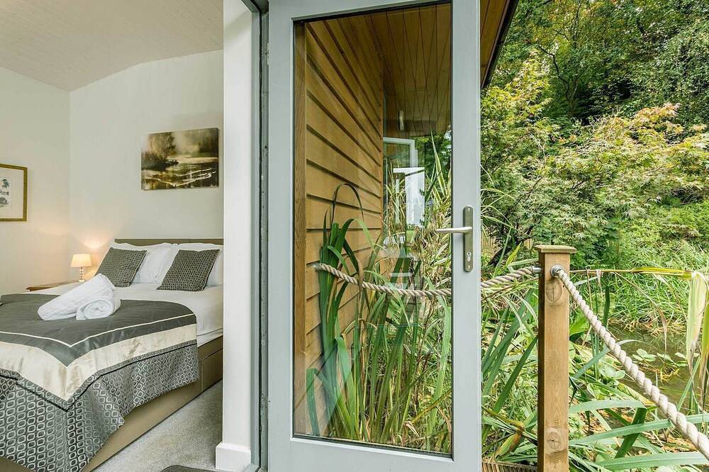 Riverside Lodge New Forest in Fordingbridge, Hampshire