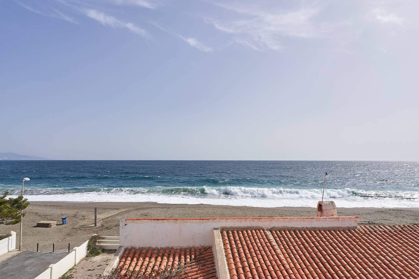 Casa de vacaciones "Casa Sueña" cerca de la playa con 4 terrazas privadas in Calahonda, Costa Tropical
