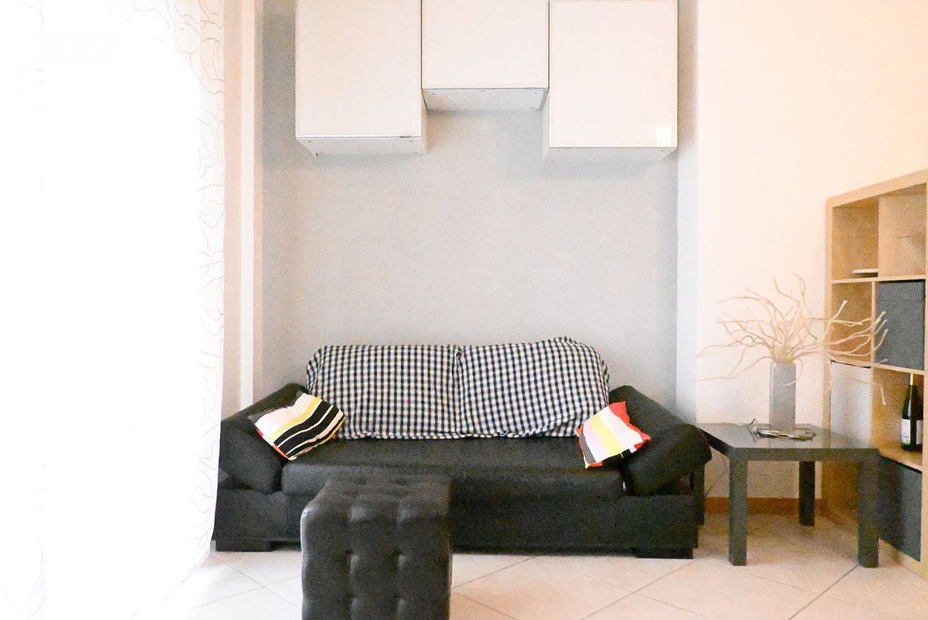 Apartamento entero, P060 – Porto Recanati, Comfortable Three-Room Apartment with Parking in Costa Adriatica Marcas