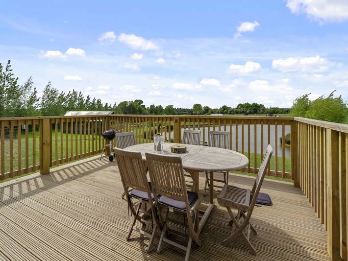 Chalet en Hertford con Jacuzzi y Lago in Hertford, Hertfordshire