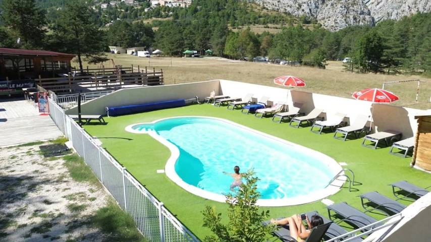 Mobil home pour 6 personnes, avec terrasse et piscine à Saint-Auban - 2