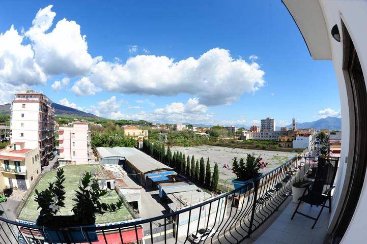 Gîte pour 7 personnes, avec Balcon ainsi que Terrasse et Vue à Torre del Greco - 4