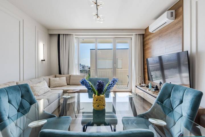 Ferienwohnung für 5 Personen, mit Pool und Balkon, kinderfreundlich - 1