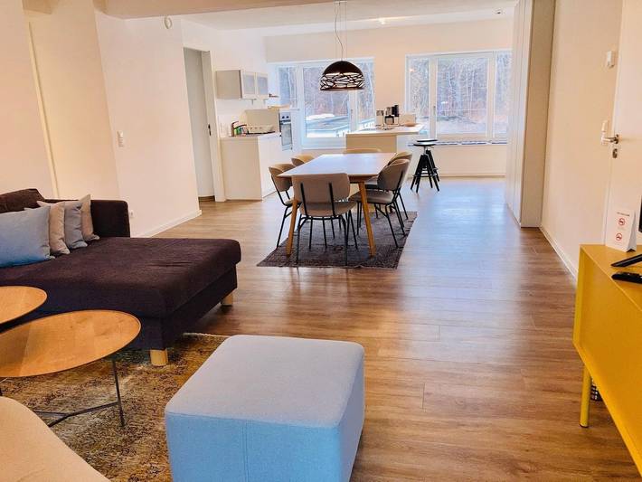 Geheel appartement, Fewo Oceanview: Familienfreundliche 100 m² Fewo mit Balkon & 3 Schlafzimmern in Strand Prora, Binz