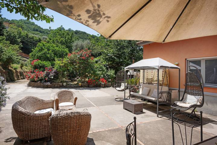 Casa vacanza per 4 persone, con Balcone e Idromassaggio nonché Giardino a Sant'Agnello