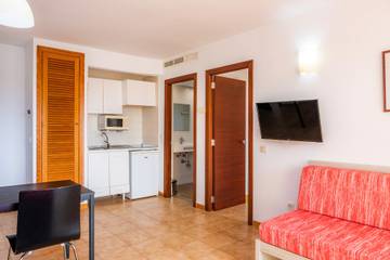 Holiday home in Cala Millor, Son Servera für 2 