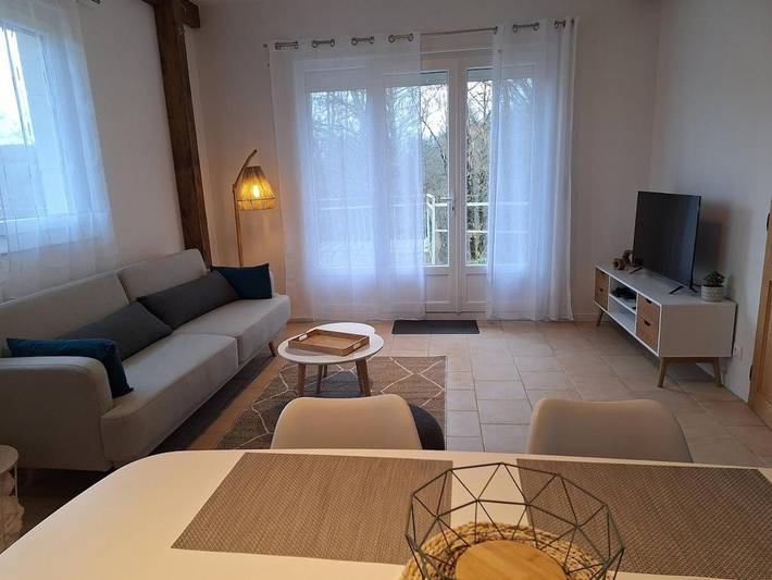 Location de vacances pour 4 personnes, avec jardin, animaux acceptés à Corancy