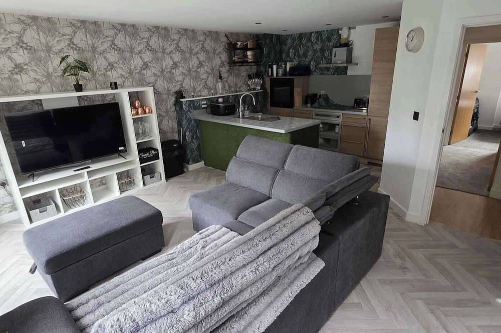 Entire apartment, Pet Friendly 2-Bed Apt, Sleeps 3 with Parking in South Yorkshire