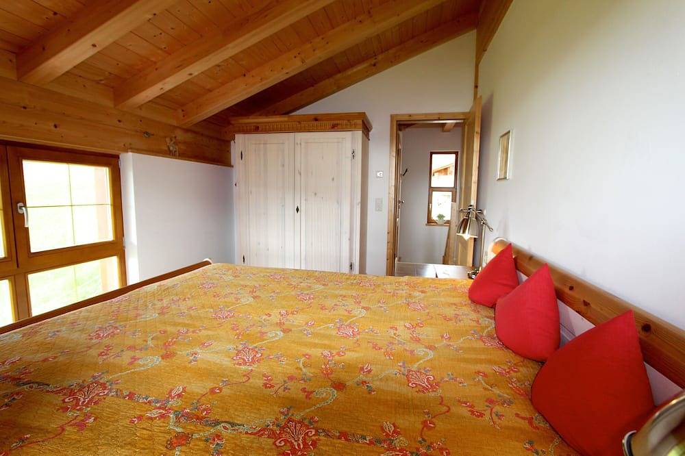 Großes Ferienhaus mit freiem See- und Alpenblick, Boot und viele andere Extras in Lechbruck am See, Bayerisch Schwaben