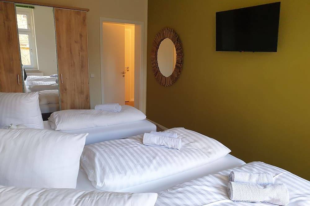 Ganze Wohnung, Gemütliches Familien Apartment nahe Agra-Park und den Seen für bis zu 5 Personen in Leipzig-Süd, Leipzig