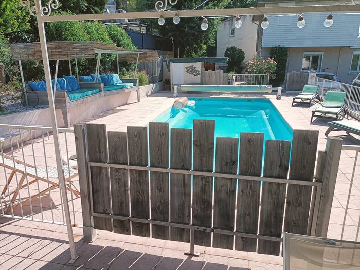 Gîte pour 4 personnes, avec jardin ainsi que terrasse et piscine dans les Bouches-du-Rhône - 3