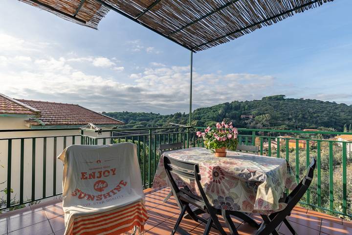 Entire apartment, Idyllic Holiday Apartment "Simona" near the Beach with Terrace and Wi-Fi in Spiaggia di Fetovaia (Campo nell'Elba), Campo nell'Elba