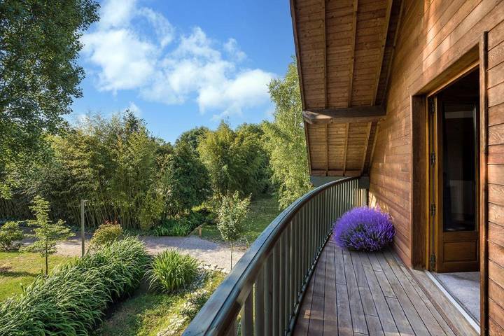 Gîte pour 2 personnes, avec jardin et vue dans Pougny - 3