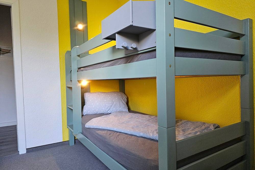 Ganze Wohnung, Apartment „Pferdestall“ mit gemeinsamer Terrasse, Garten und Wlan in Dorum, Cuxland