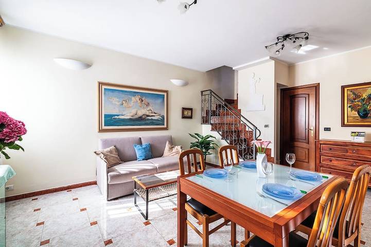 Casa vacanza per 10 persone, con balcone e giardino - 1