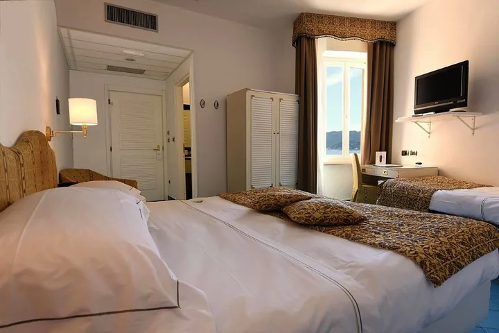 Hotel per 2 persone, con giardino e piscina - 1