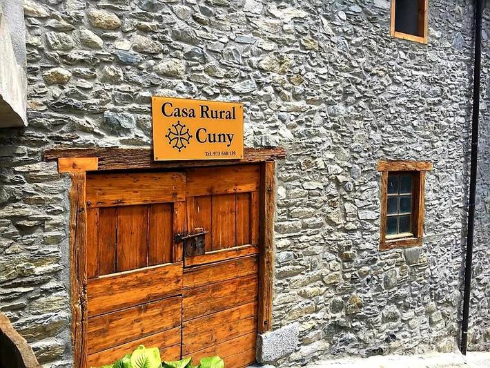 Alojamiento y desayuno para 2 personas, con jardín además de terraza y vistas en el Valle de Aran - 2