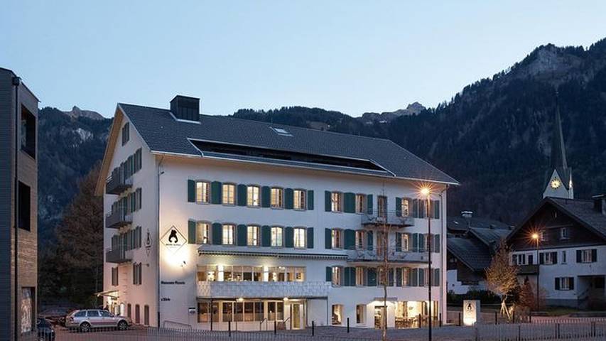 Hôtel pour 4 personnes, avec terrasse
