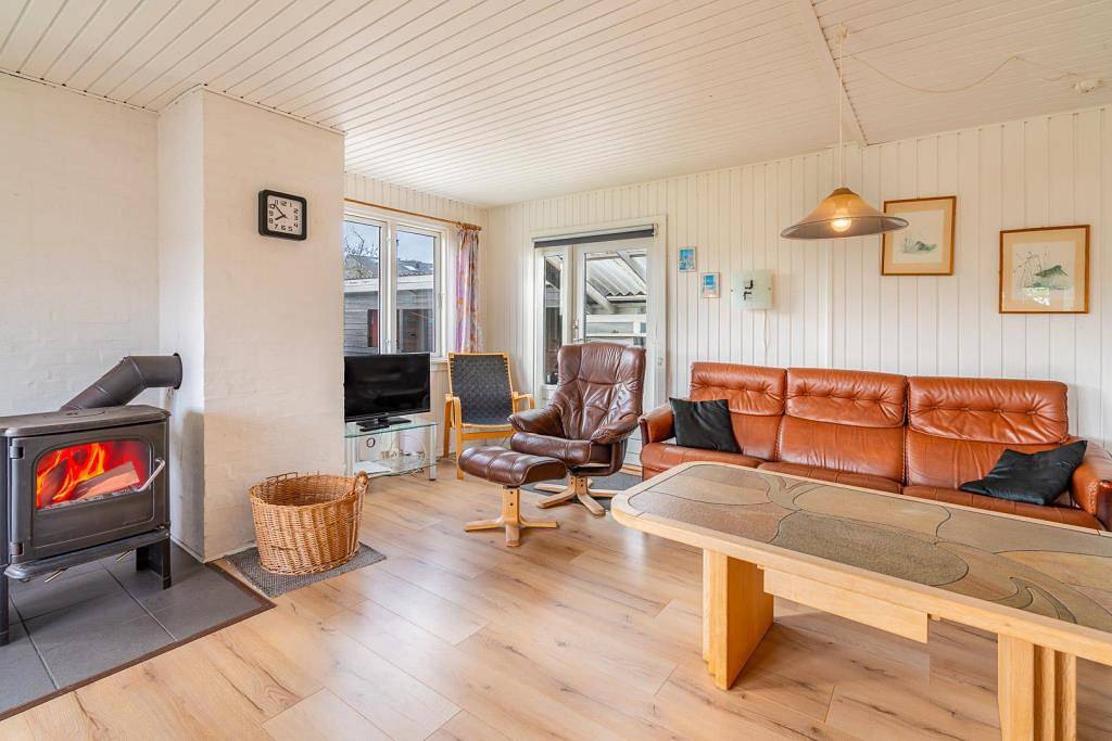 Gut geleggenes Ferienhaus auf einem Eckgrundstück in Henne, Varde