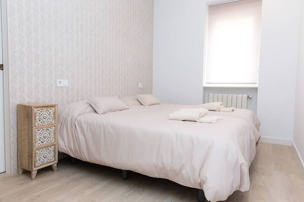 Entire apartment, New Apartment Denver- Downtown/Design/Wi-Fi in Valladolid, Valladolid Province