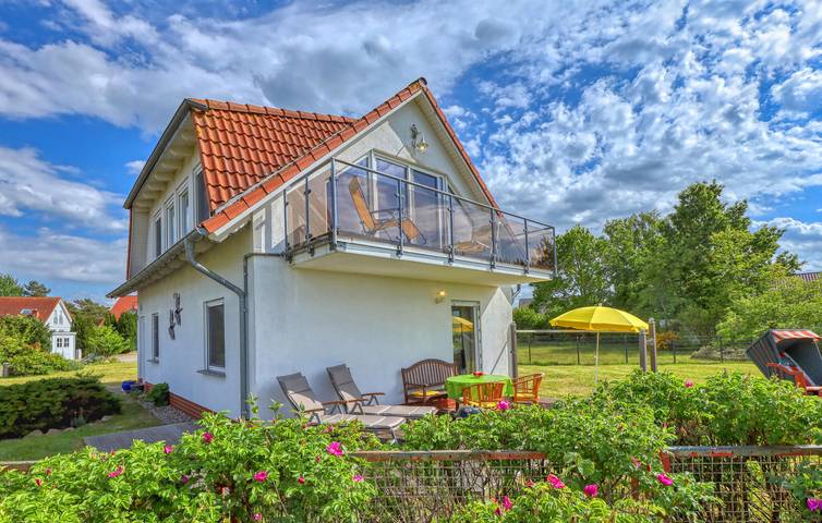 Ferienwohnung für 2 Personen, mit Seeblick und Terrasse sowie Garten in Fuhlendorf - 2