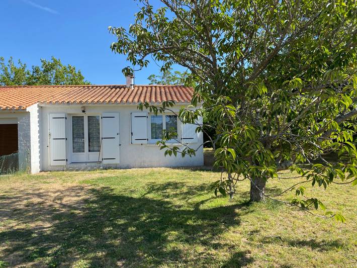 Location de vacances pour 5 personnes, avec terrasse à Saint-Vincent-sur-Jard