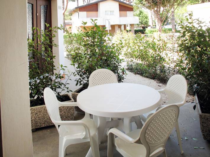 Ferienhaus für 6 Personen, mit Terrasse und Garten in Bibione - 2
