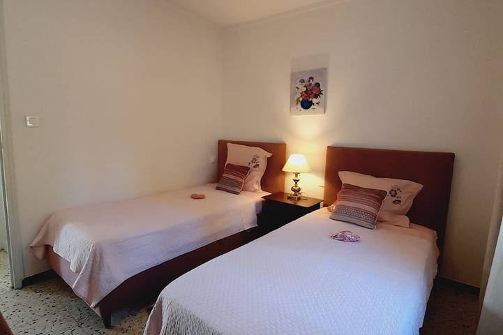 Location de vacances pour 4 personnes, avec terrasse et jardin à Murs - 2