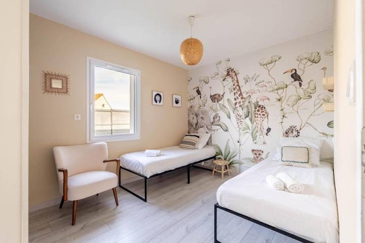 Location de vacances pour 8 personnes, avec jardin et piscine à Bouaye - 4