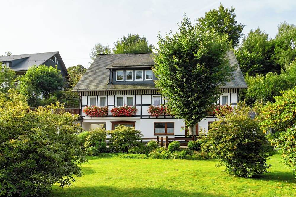 Ganze Wohnung, Ferienwohnung \"Am Park\" für bis zu 6 Personen in Westfeld, Schmallenberg