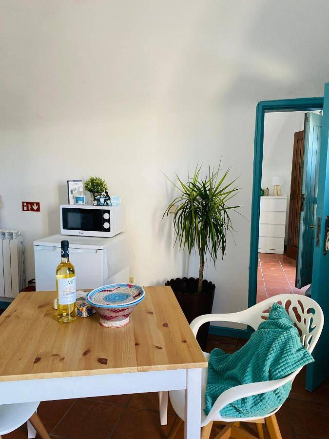 Gîte pour 4 personnes, avec vue ainsi que terrasse et piscine, animaux acceptés dans Cortegaça - 4