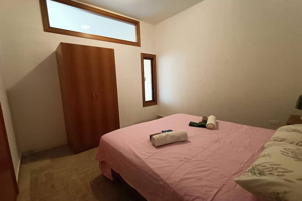 Entire apartment, 4 Bedroom Apartment in Isola di Capo Rizzuto in Isola di Capo Rizzuto, Crotone Province