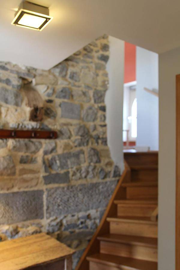 Location de vacances pour 6 personnes, avec piscine et jardin ainsi que sauna et vue à Mettet - 3