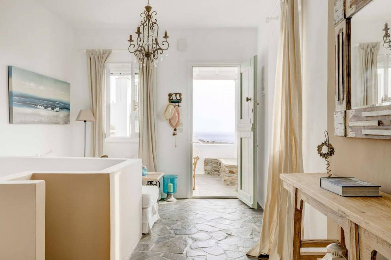 Ballos for 4 in Exomvourgo in Tínos