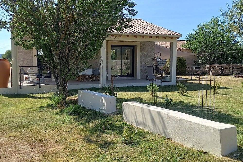 Cottage tout confort en pleine nature in Lauret, Côte méditerranéenne (France)