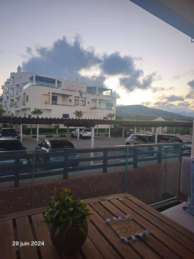 Gîte pour 6 personnes, avec jardin ainsi que vue et piscine dans Restinga Smir - 3