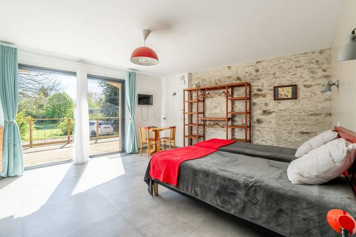 Gîte pour 2 personnes, avec jardin à Joué-sur-Erdre