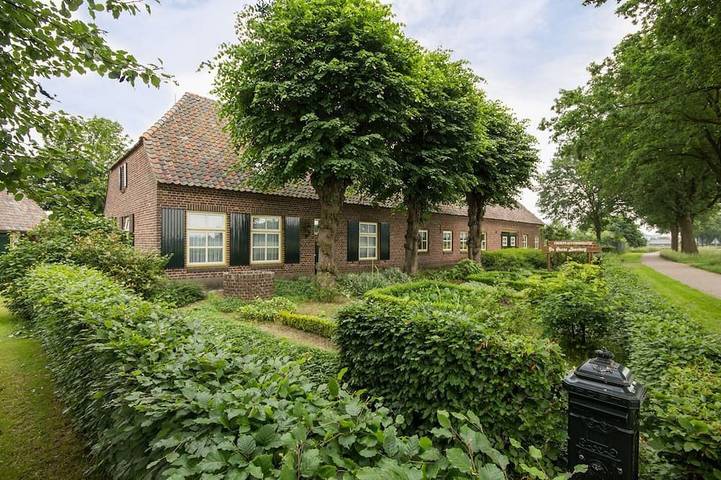 Agriturismo für 23 Personen, mit Garten in den Niederlande