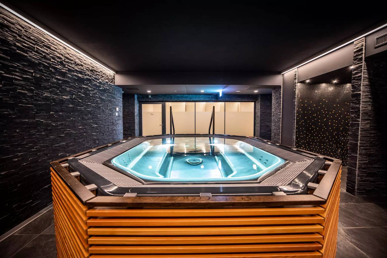 Estudio entero, Estudio 2 personas in Chalais (Suiza), Alpes del Valais