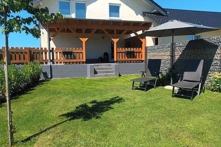 Ferienwohnung für 2 Personen, mit Garten in Hümmel