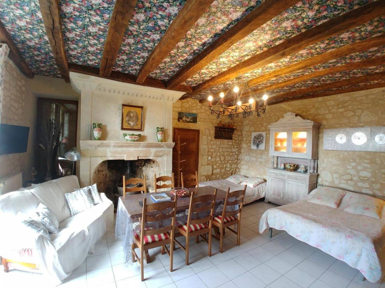 Manoir Le Cristal , Piscine et chambres tempérées in Beaumont (Vienne), Vienne (France)