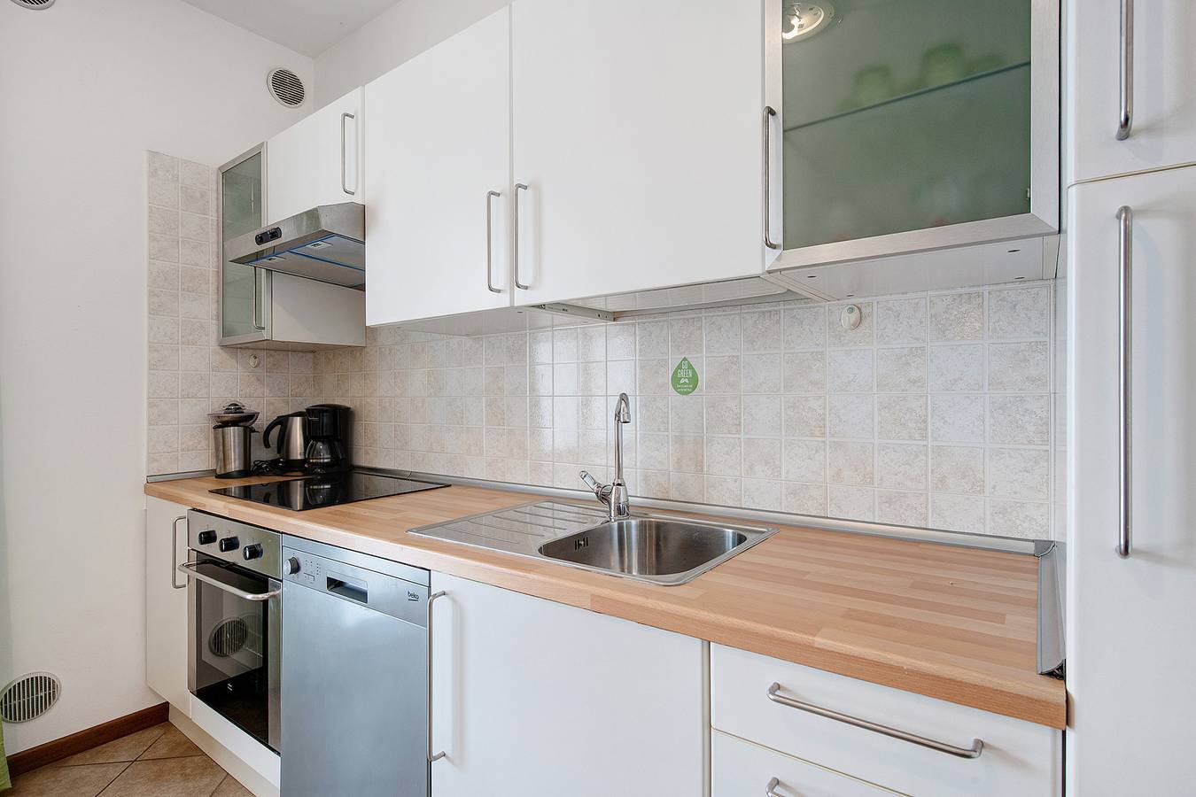 Ganze Wohnung, Apartment 'I Ciclamini 2' mit Gemeinschaftspool, Wlan und Klimaanlage in Moniga del Garda, Gardasee-Berge