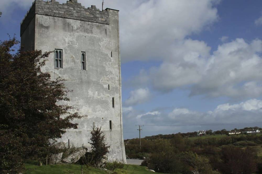 Holiday Home for 4 People in Galway, Lough Corrib