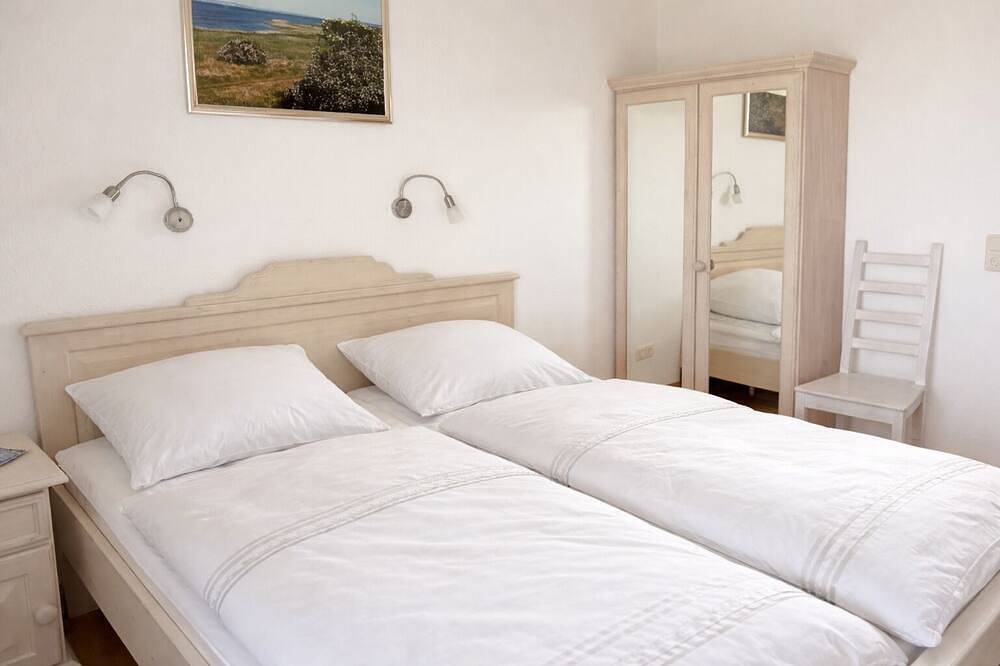 Ganze Wohnung, Hof Kracht – \"Königsstuhl\" Wohnung für 4(-6) Personen mit Balkon & Ostseeblick in Putgarten, Rügen