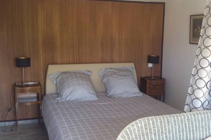 Gîte pour 2 personnes, avec terrasse à Dieulefit - 2