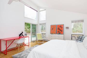 Vacation Home for 7 Guests in Springs, North Fork, Picture 1